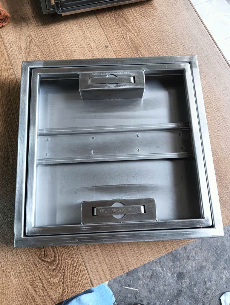 NẮP BỂ NƯỚC NGẦM 300x300