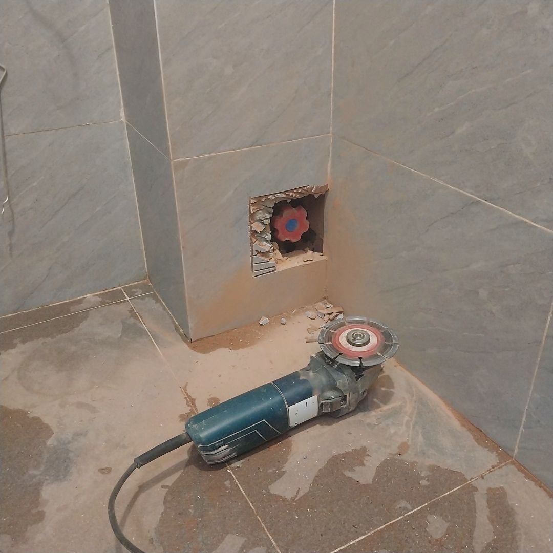 Cửa thăm khoá nước