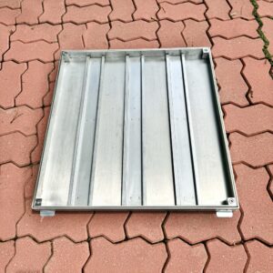 NẮP BỂ NƯỚC NGẦM INOX 304 600x600 DÀY 4.0 MM GỒM CẢ MẶT ĐÁY  - inox 304 manhole covers